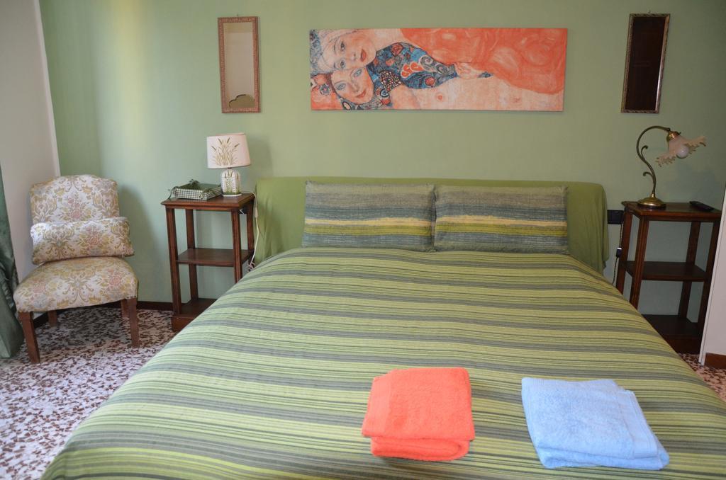 Green Quercia Apartment Como Quarto foto